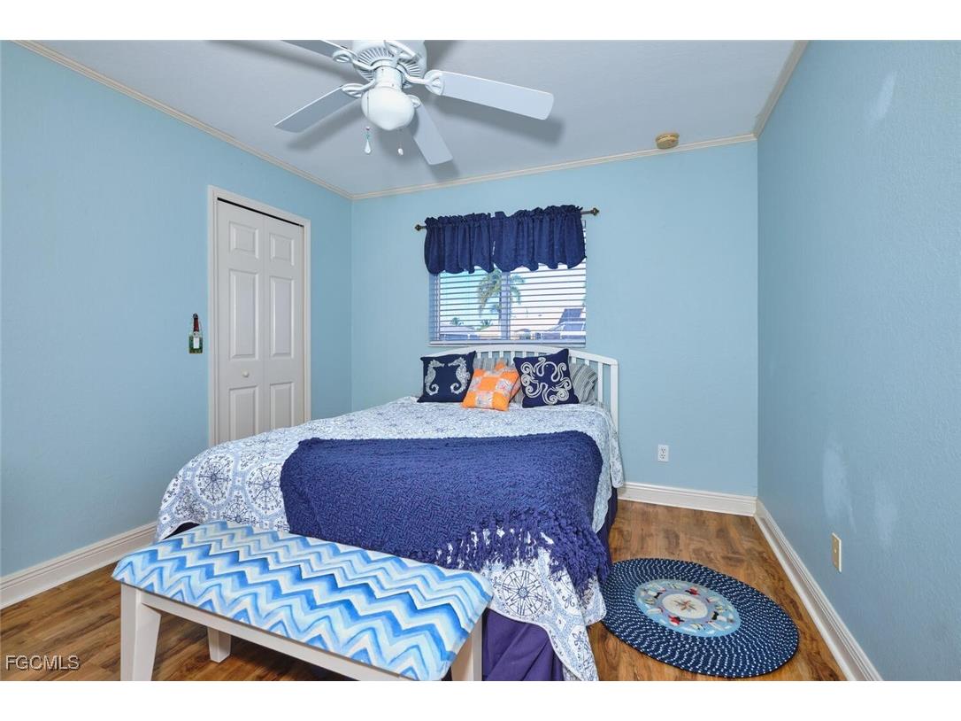 401 SE 23rd Terrace Cape Coral FL 33990 2026004120 image16