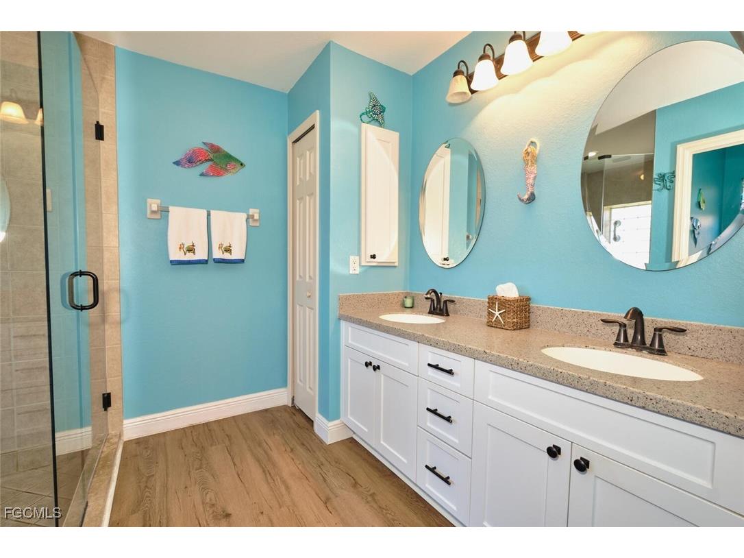 401 SE 23rd Terrace Cape Coral FL 33990 2026004120 image9