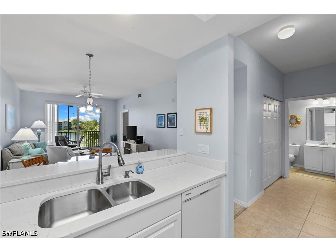 4010 Loblolly Bay Drive #303 Naples FL 34114 226023038 image12