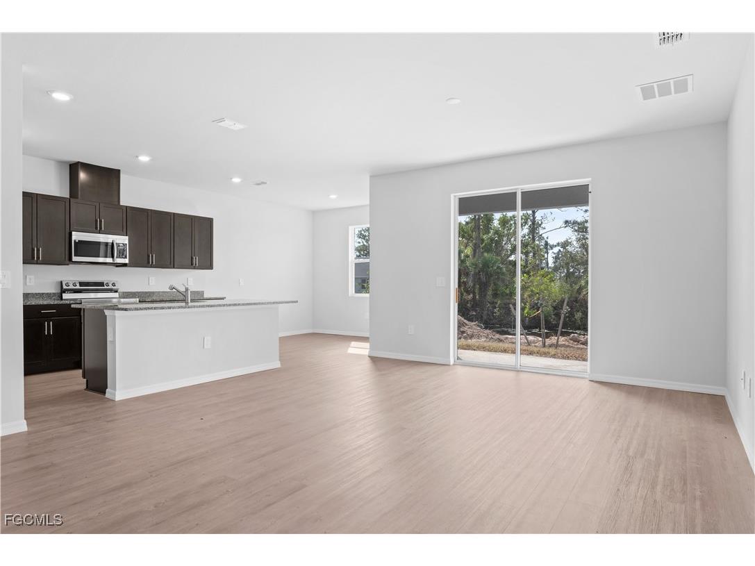 4010 NE 19th Place Cape Coral FL 33909 2025019904 image3