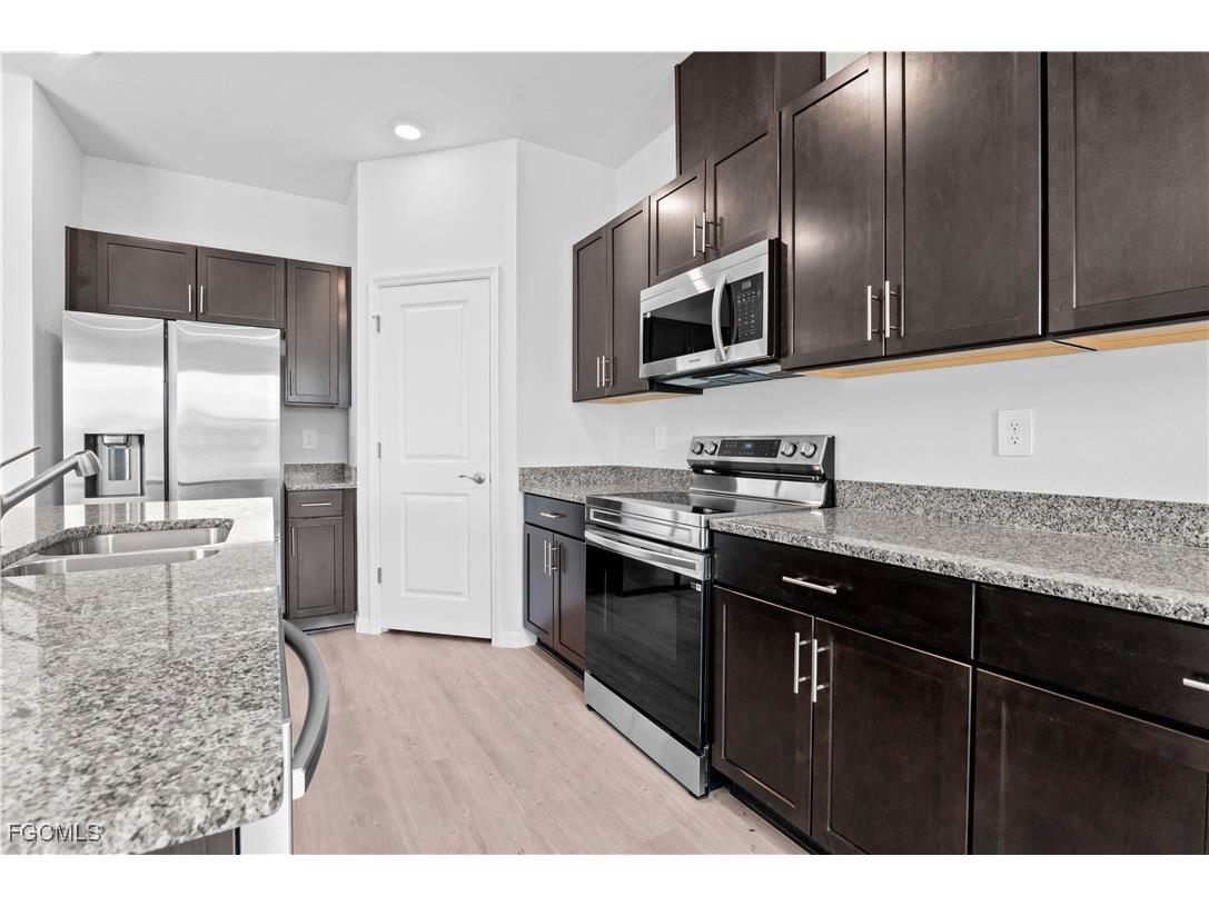 4010 NE 19th Place Cape Coral FL 33909 2025019904 image8