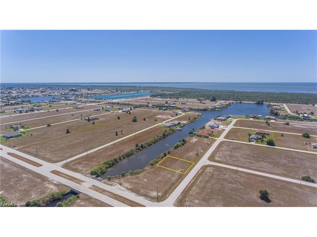 4010 NW 39th Lane Cape Coral FL 33993 2026007299 image2