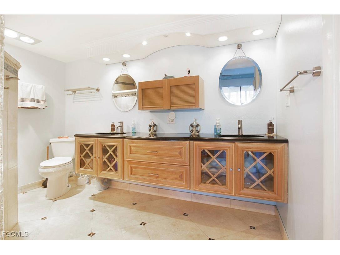 4010 SE 20th Place #1 Cape Coral FL 33904 2026000473 image16
