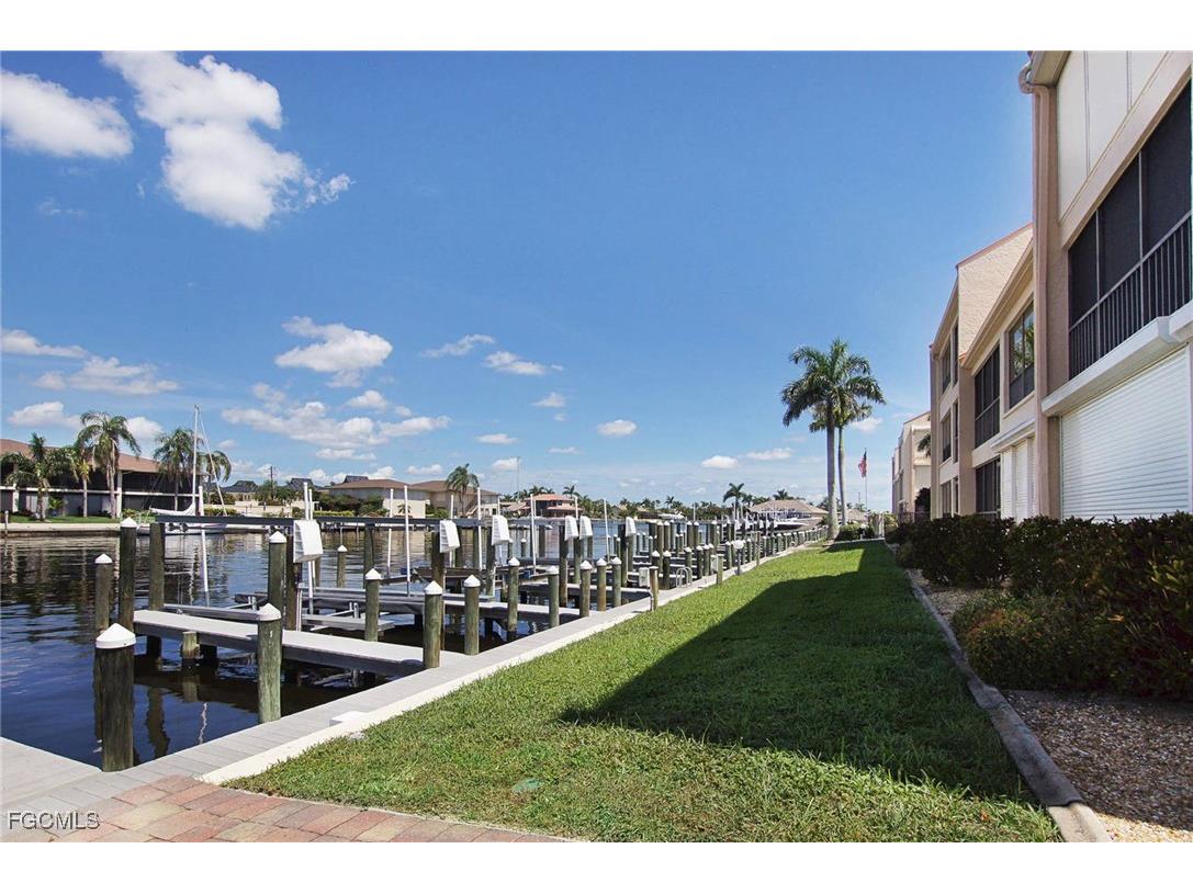 4010 SE 20th Place #1 Cape Coral FL 33904 2026000473 image3