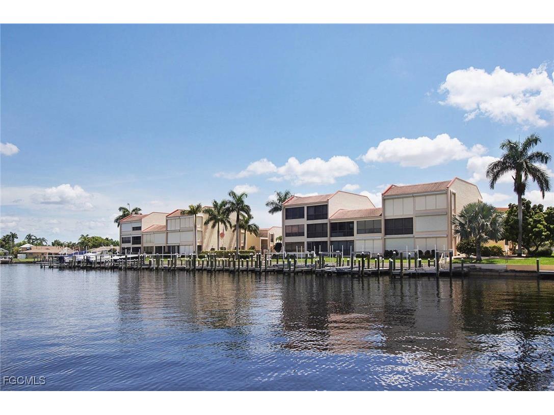 4010 SE 20th Place #1 Cape Coral FL 33904 2026000473 image4