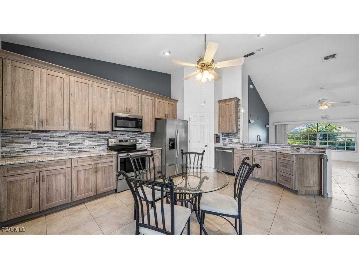 4010 SW 22nd Place Cape Coral FL 33914 2025018441 image10