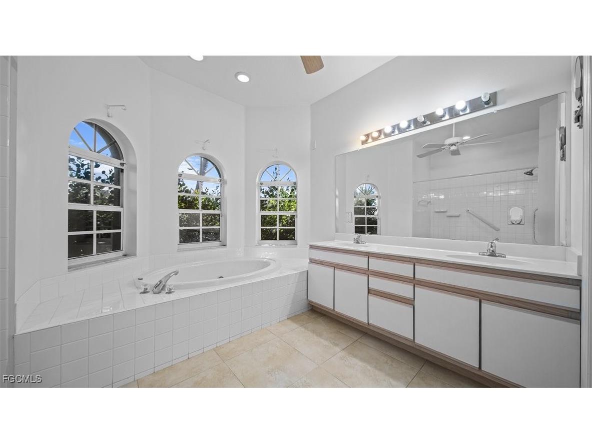 4010 SW 22nd Place Cape Coral FL 33914 2025018441 image14