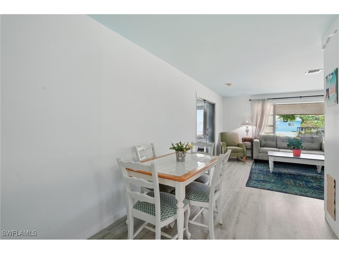 4011 Coconut Circle S Naples FL 34104 225055257 image10