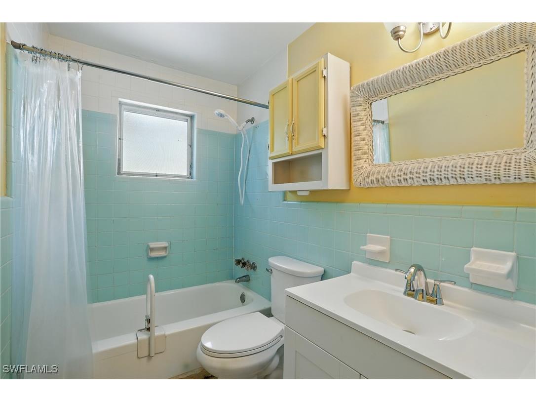 4011 Coconut Circle S Naples FL 34104 225055257 image15