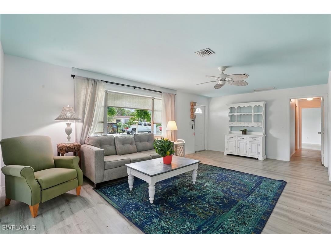 4011 Coconut Circle S Naples FL 34104 225055257 image3