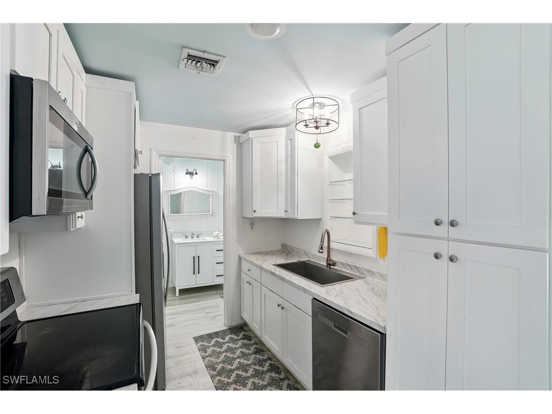 4011 Coconut Circle S Naples FL 34104 225055257 image7