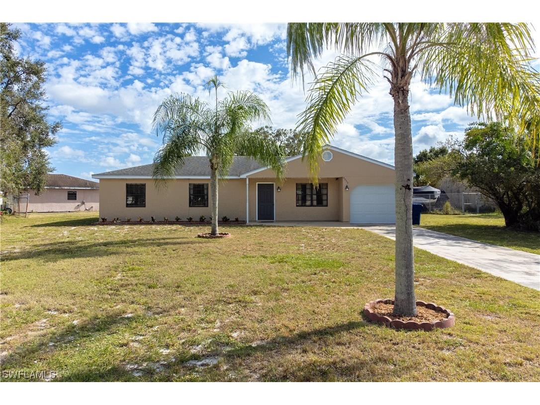 4011 E Sunflower Circle Labelle FL 33935 223082263 image1