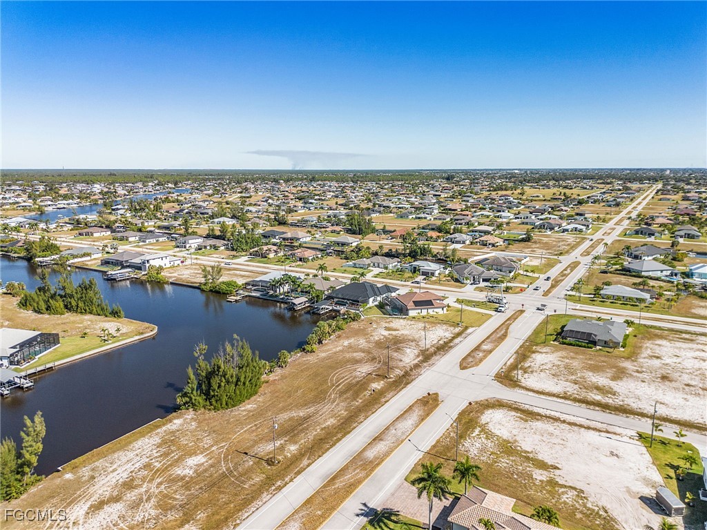 4011 Gulfstream Parkway Cape Coral FL 33993 2025019489 image10