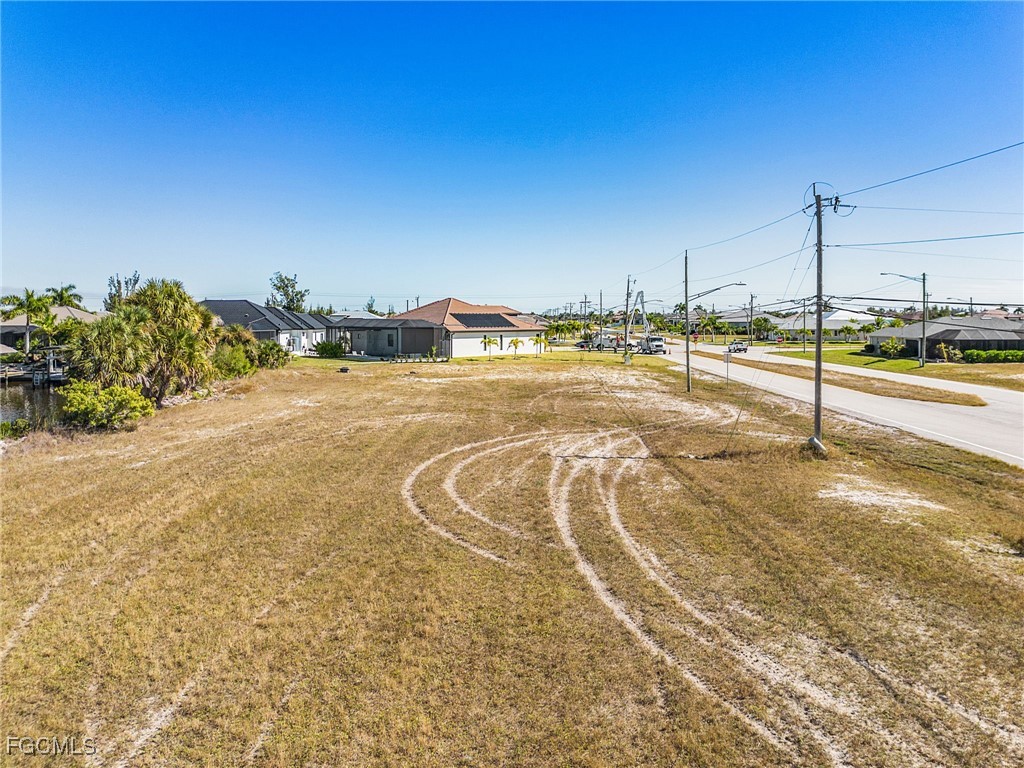 4011 Gulfstream Parkway Cape Coral FL 33993 2025019489 image12