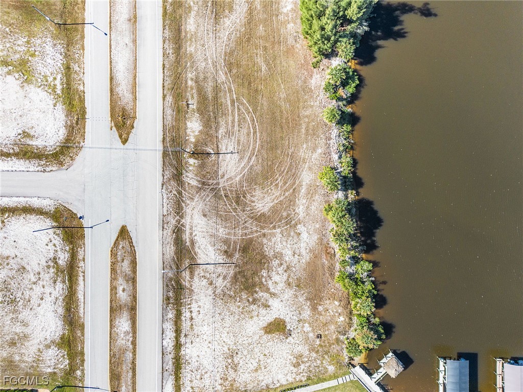 4011 Gulfstream Parkway Cape Coral FL 33993 2025019489 image15