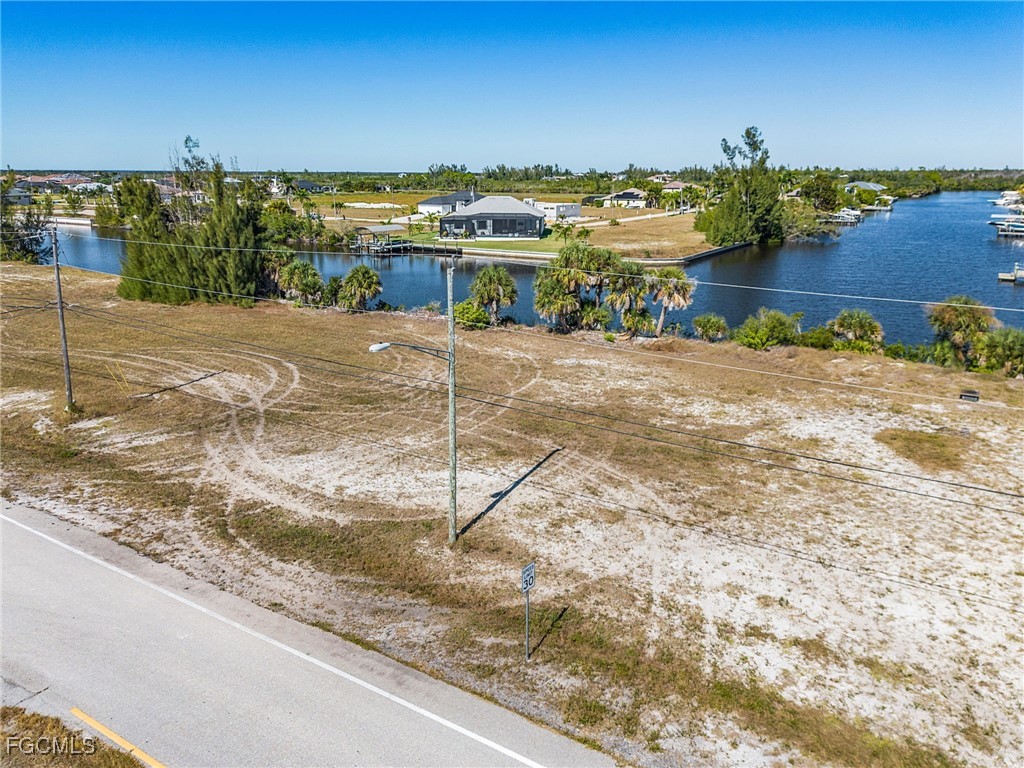 4011 Gulfstream Parkway Cape Coral FL 33993 2025019489 image3