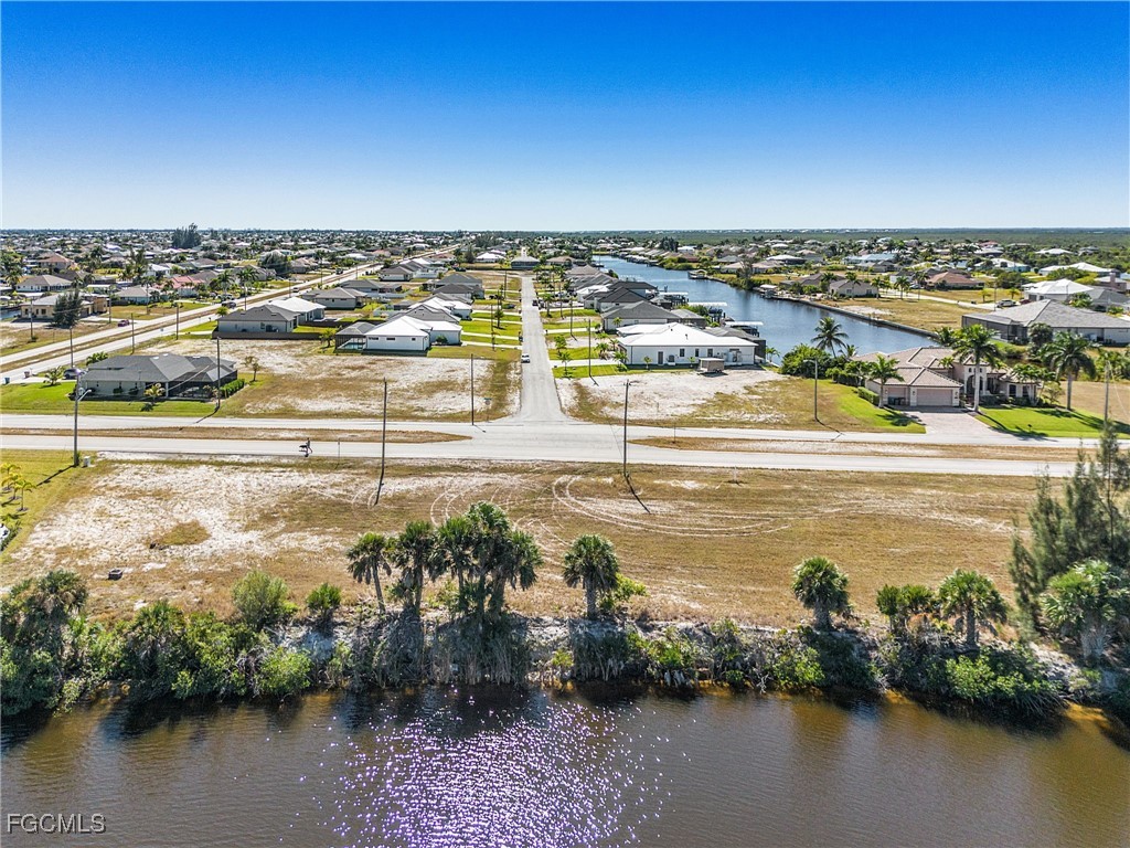 4011 Gulfstream Parkway Cape Coral FL 33993 2025019489 image8