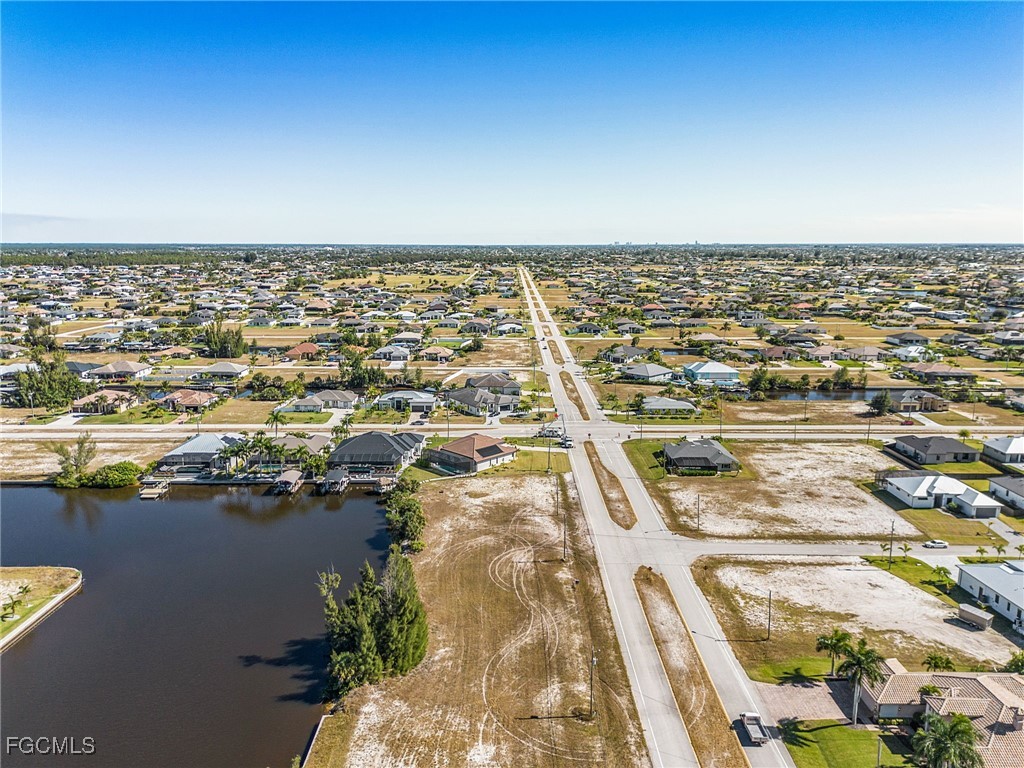 4011 Gulfstream Parkway Cape Coral FL 33993 2025019489 image9