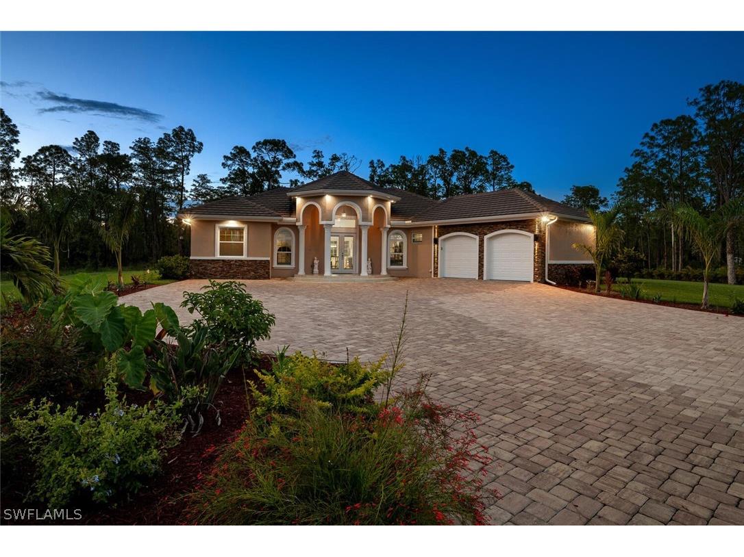 4011 Randall Boulevard Naples FL 34120 224042639 image1