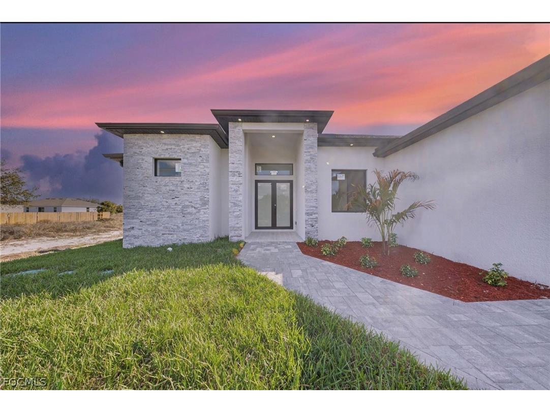 4013 12th Street SW Lehigh Acres FL 33976 2026009599 image2