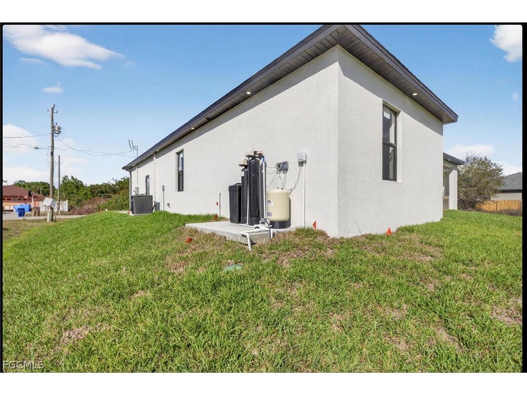 4013 12th Street SW Lehigh Acres FL 33976 2026009599 image23
