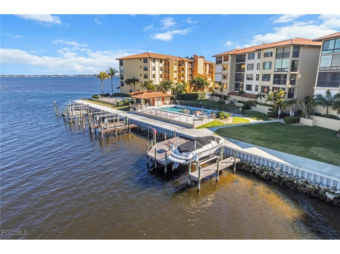 4013 SE 20th Place #401 Cape Coral FL 33904 2026004160 image2