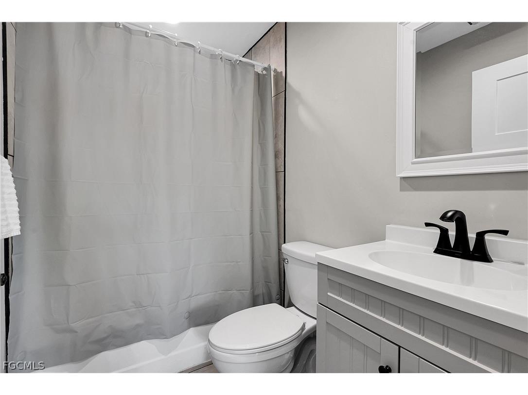 4013 SW 2nd Place Cape Coral FL 33914 2026010964 image27