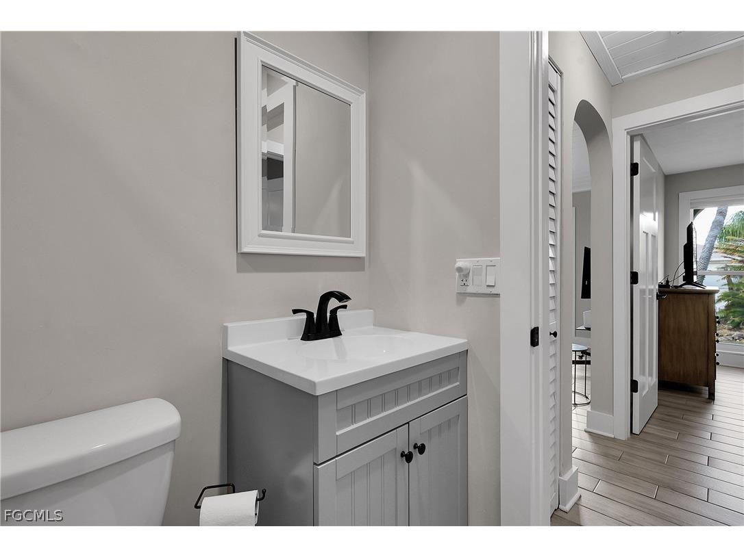 4013 SW 2nd Place Cape Coral FL 33914 2026010964 image28