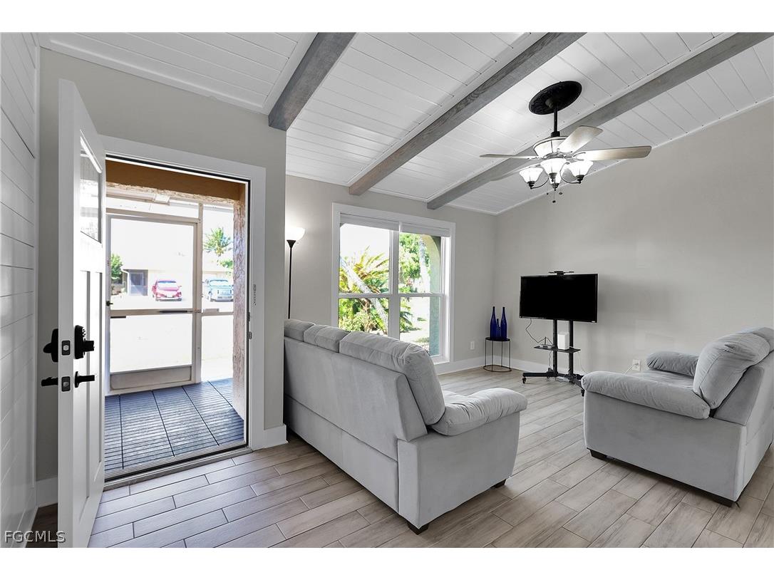 4013 SW 2nd Place Cape Coral FL 33914 2026010964 image5