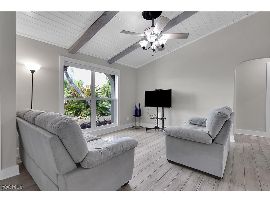 4013 SW 2nd Place Cape Coral FL 33914 2026010964 image8