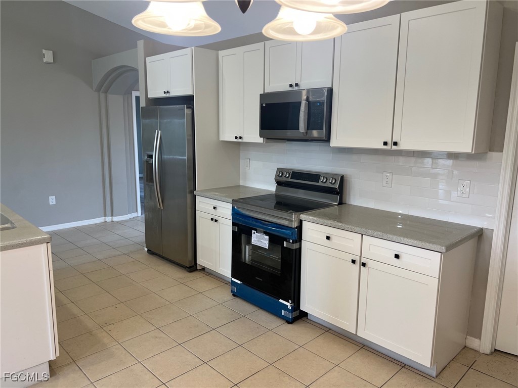 4015 6th Street SW Lehigh Acres FL 33976 2025013971 image5