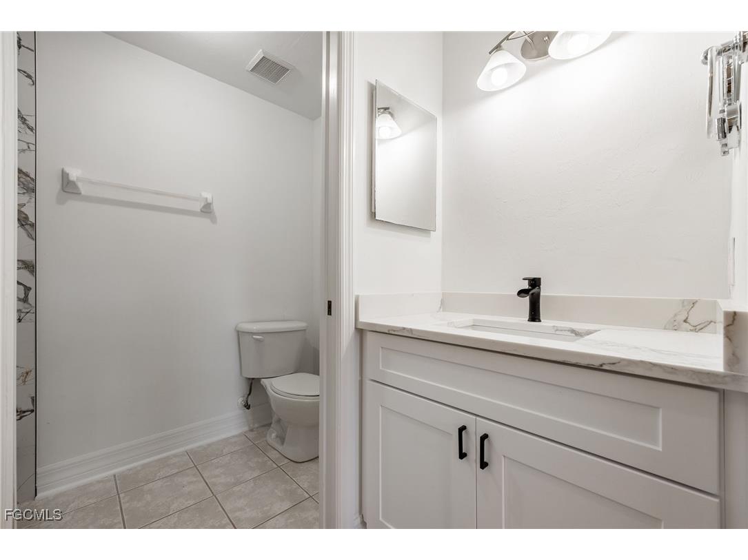 4015 Palm Tree Boulevard #102 Cape Coral FL 33904 2025020615 image9