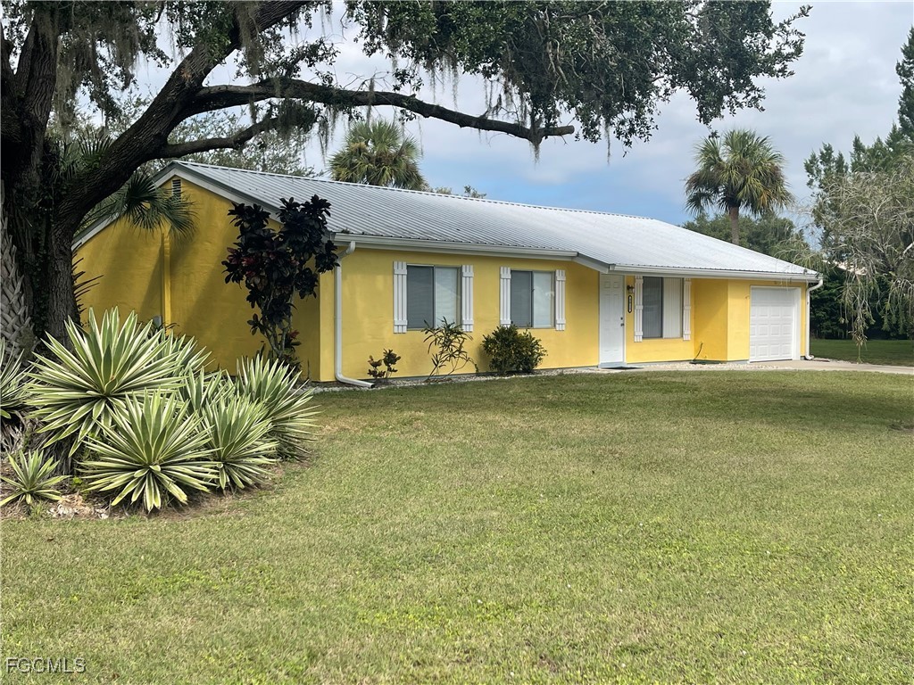 4015 Rainbow Circle Labelle FL 33935 2025018849 image3