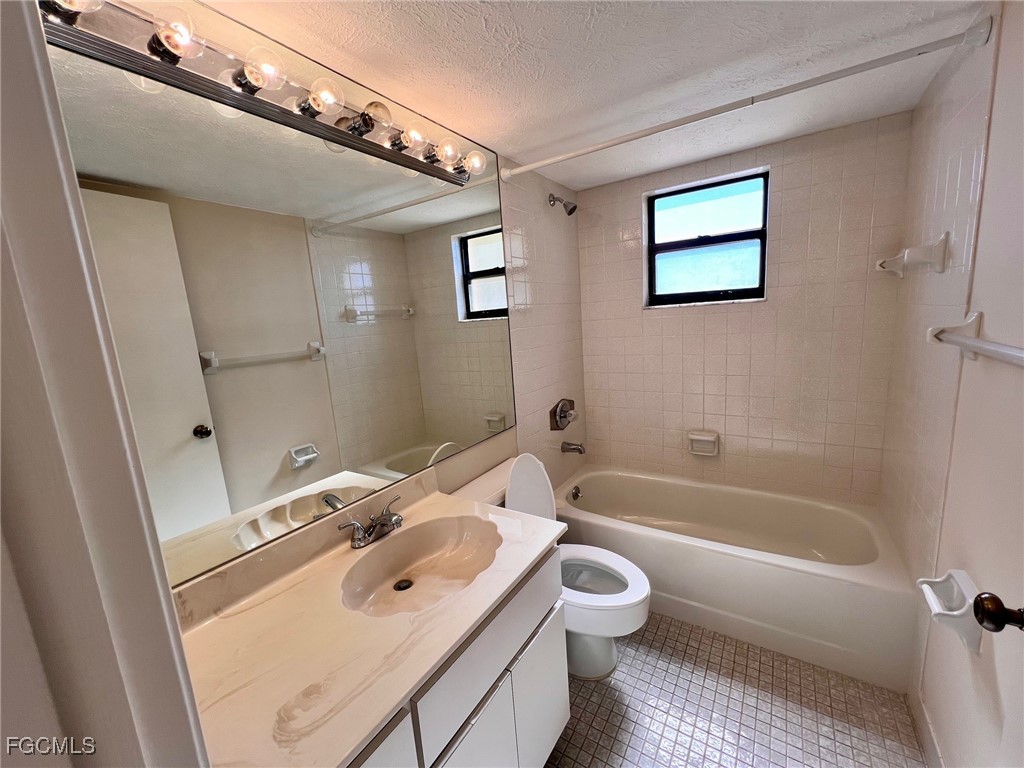 4015 SE 20th Place #206 Cape Coral FL 33904 2026002223 image16
