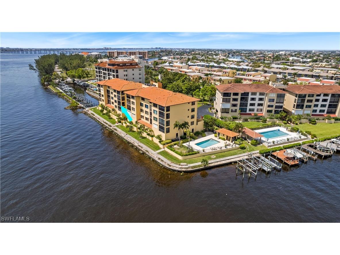 4015 SE 20th Place #304 Cape Coral FL 33904 223035212 image1
