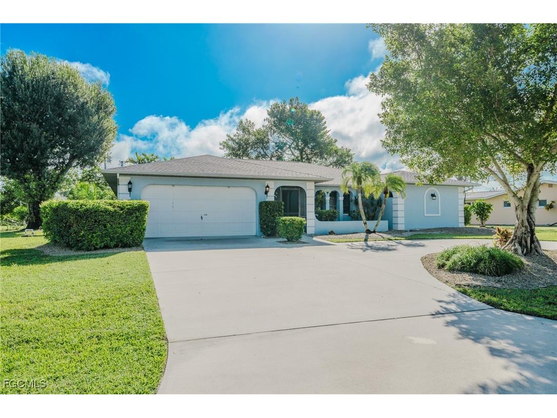 4015 SE 9th Court Cape Coral FL 33904 2025012550 image1