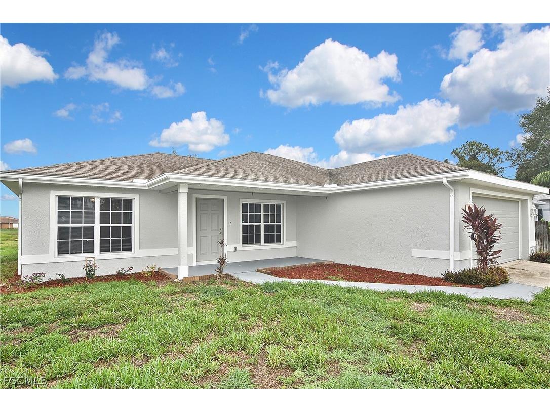 4016 35th Street SW Lehigh Acres FL 33976 2026013266 image2