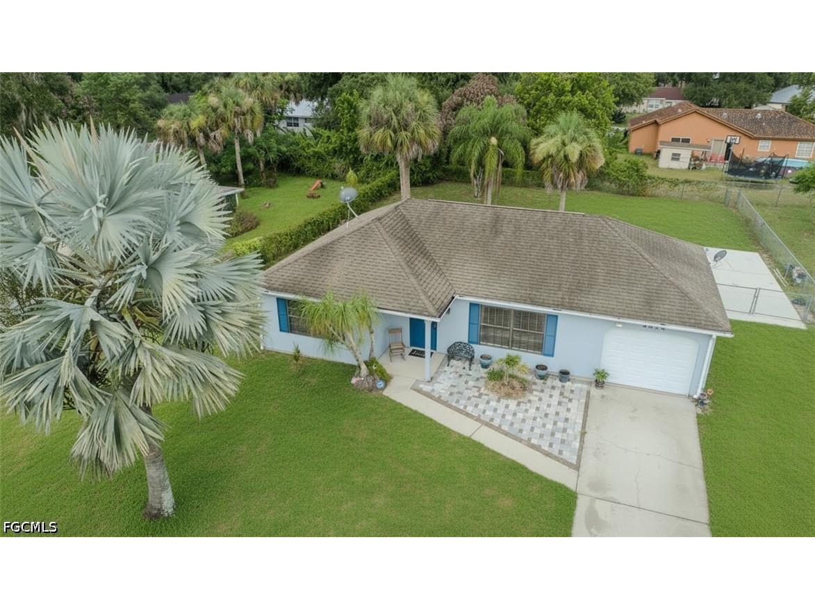 4016 E Sunflower Circle Labelle FL 33935 2026031099 image2