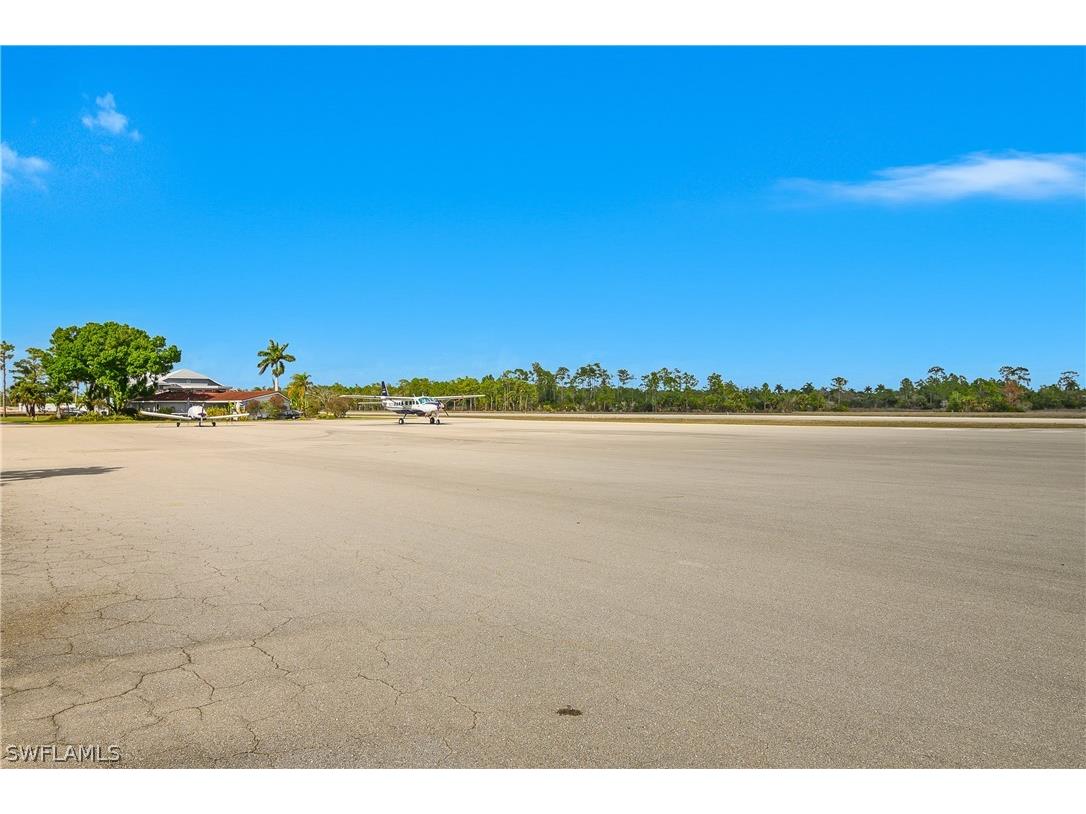 4017 Skyway Drive Naples FL 34112 226008977 image18