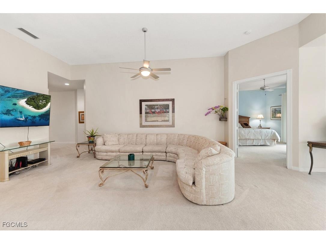 4017 Trinidad Way Naples FL 34119 2025013614 image6