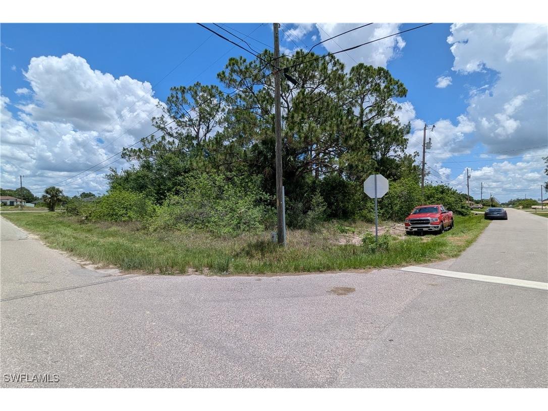 4018 10th Street SW Lehigh Acres FL 33976 225055195 image1