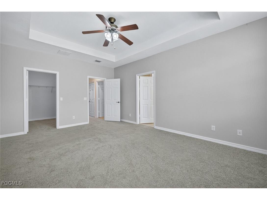 4018 Cherrybrook Loop Fort Myers FL 33966 2025018903 image16
