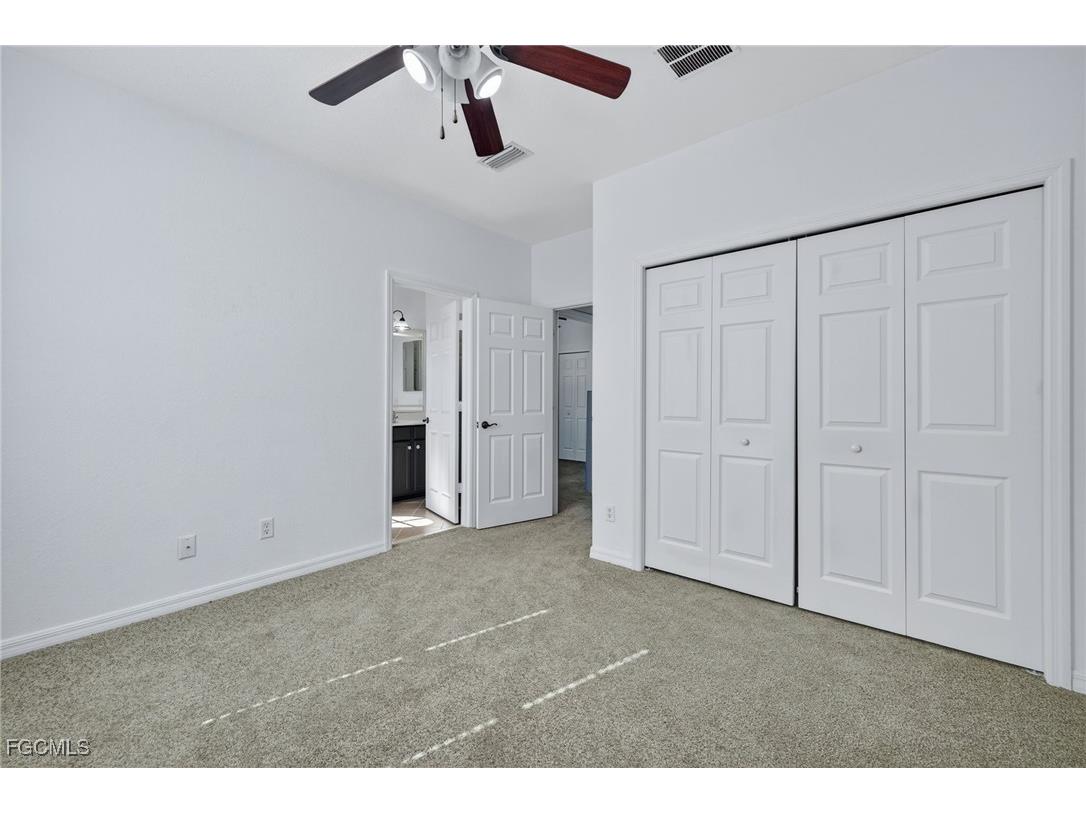 4018 Cherrybrook Loop Fort Myers FL 33966 2025018903 image22