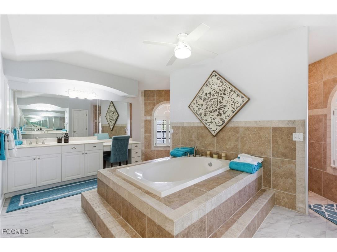 4018 NW 12th Street Cape Coral FL 33993 2025021957 image30