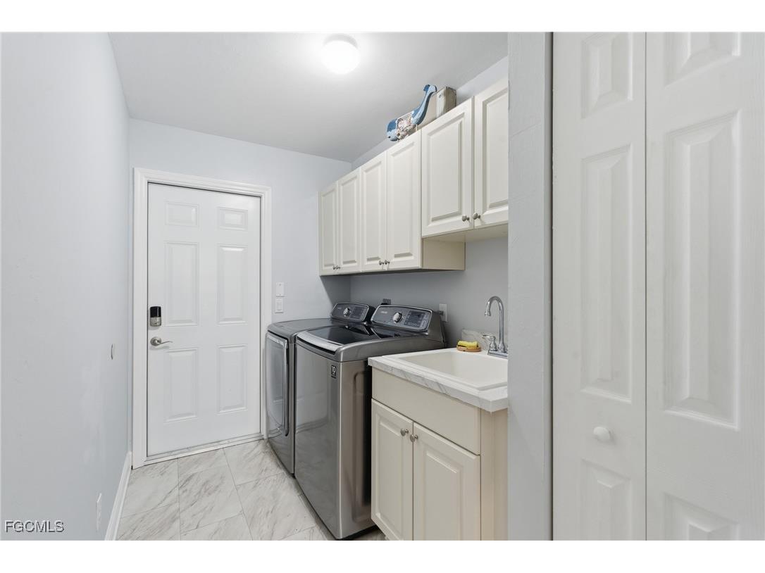 4018 NW 12th Street Cape Coral FL 33993 2025021957 image39