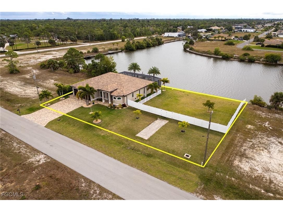 4018 NW 33rd Lane Cape Coral FL 33993 2026002048 image1