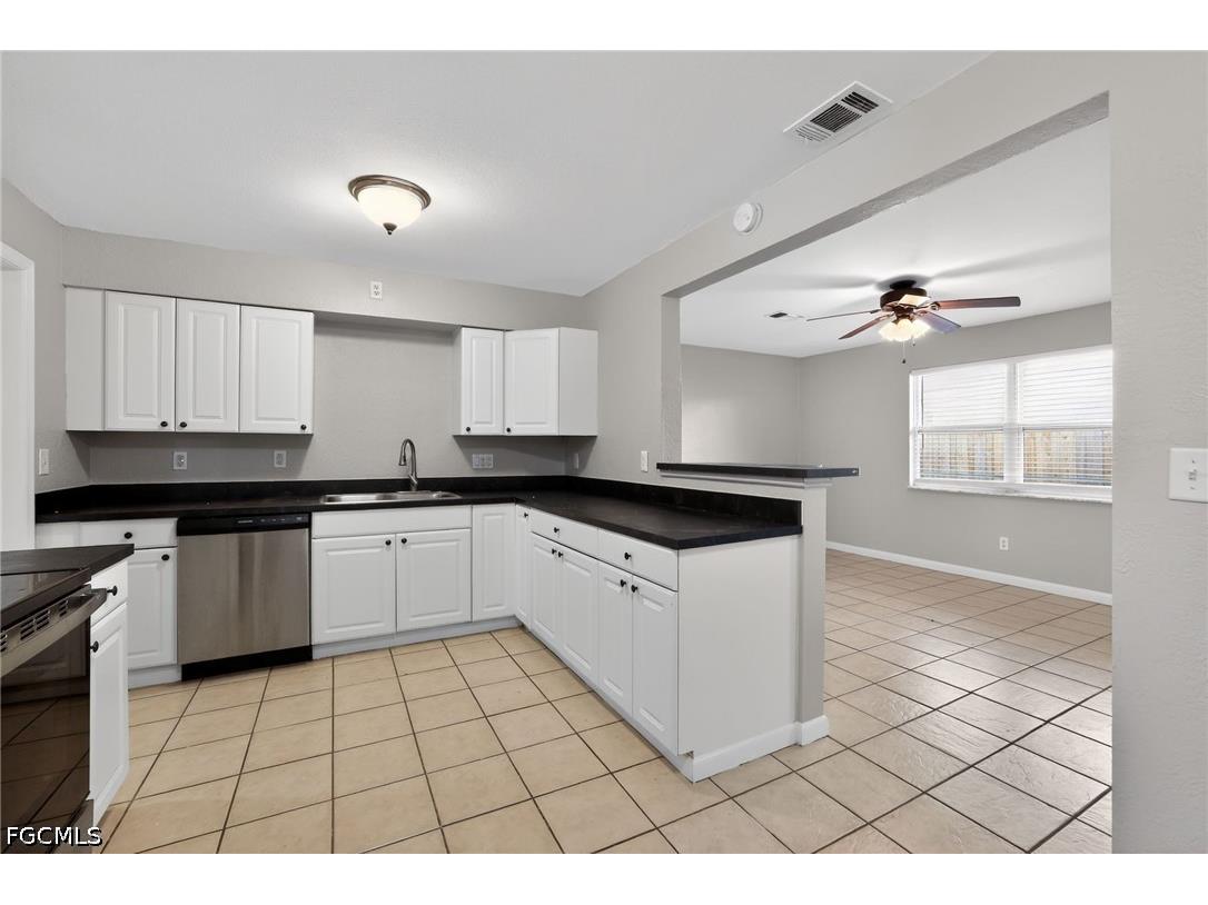 4019 7th Avenue N Saint Petersburg FL 33713 2026018438 image21