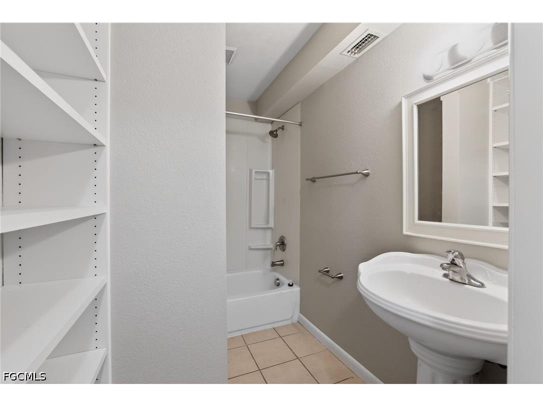 4019 7th Avenue N Saint Petersburg FL 33713 2026018438 image34