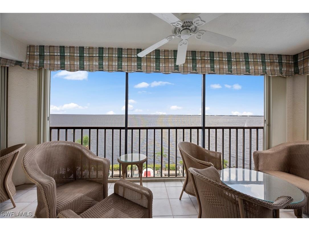 4019 SE 20th Place #404 Cape Coral FL 33904 223075486 image1