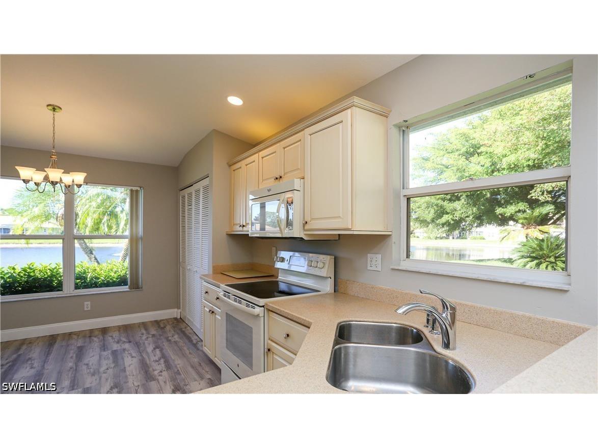 402 Emerald Bay Circle #E7 Naples FL 34110 226025399 image14